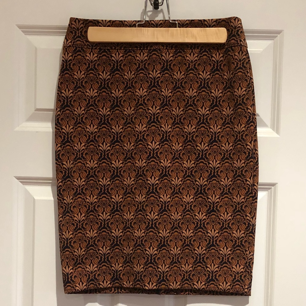 Medallion Print LOFT Pencil Skirt